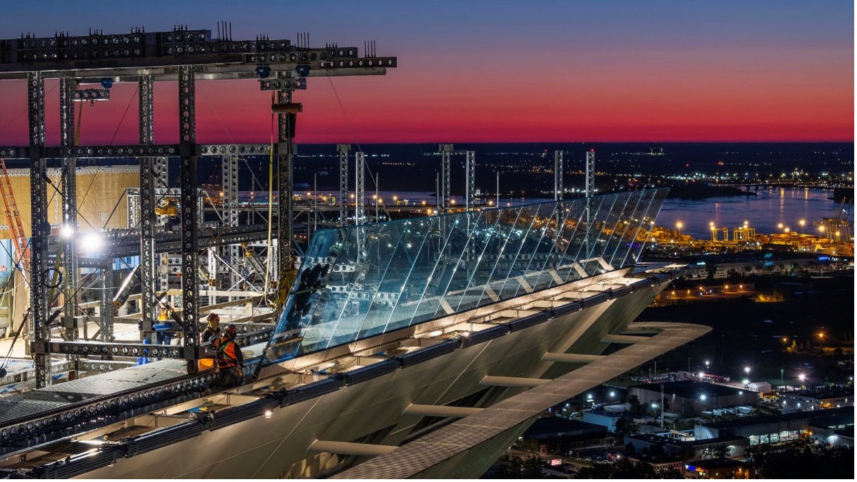 Chariot pour verre Heavydrive HDL monté sur la tour de Montréal
